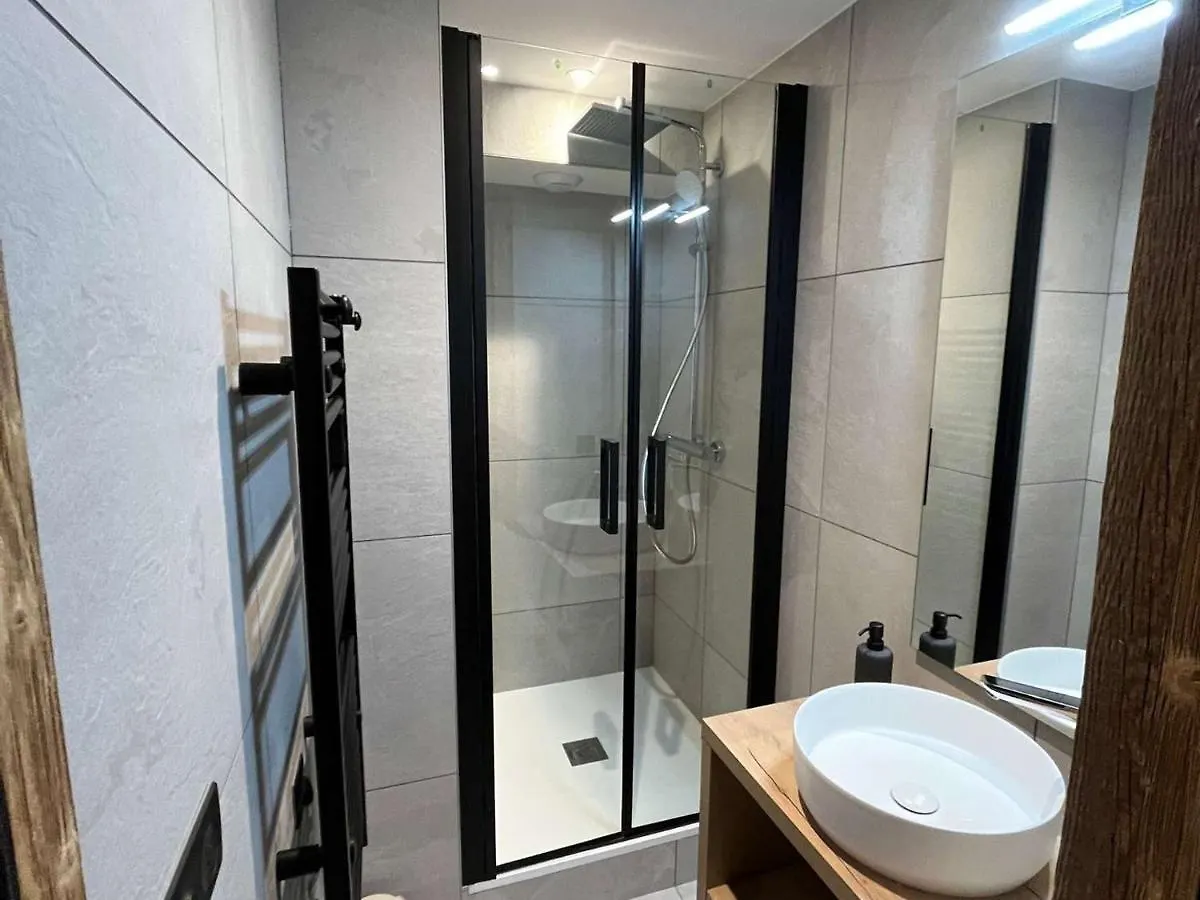 Apartment Appartement Moderne 3 Pieces Pour 4 Personnes A Val Thorens Avec Wifi - Fr-1-545-28